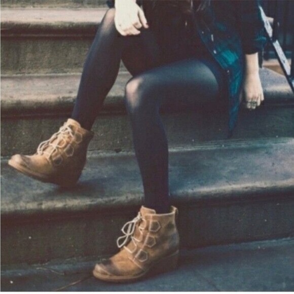 Sorel Toronto suede lace up wedge boots in Burnished Elk (tan) sz 6 - Picture 3 of 13